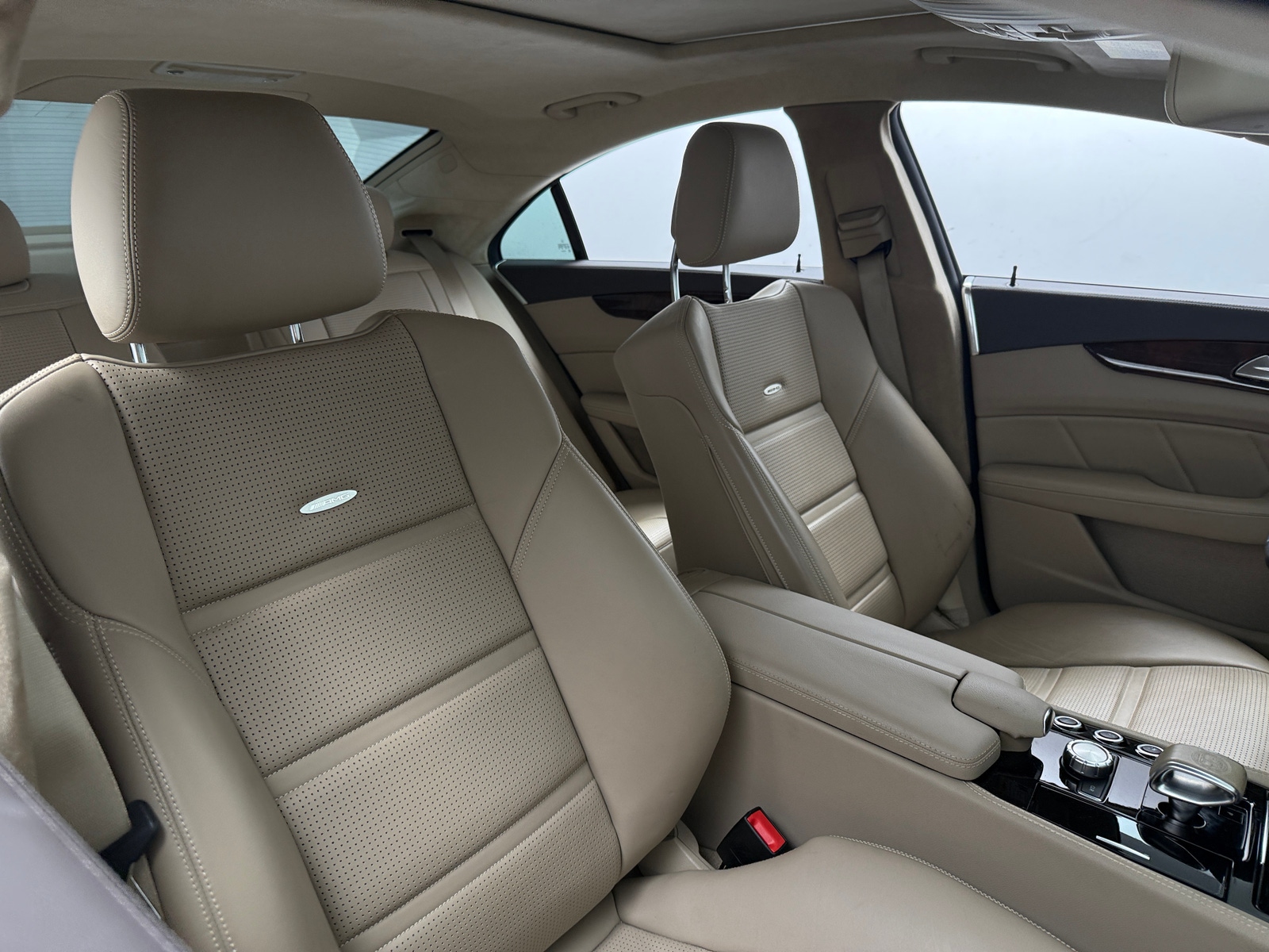 Thumbnail: 2012 Mercedes-Benz CLS - 2