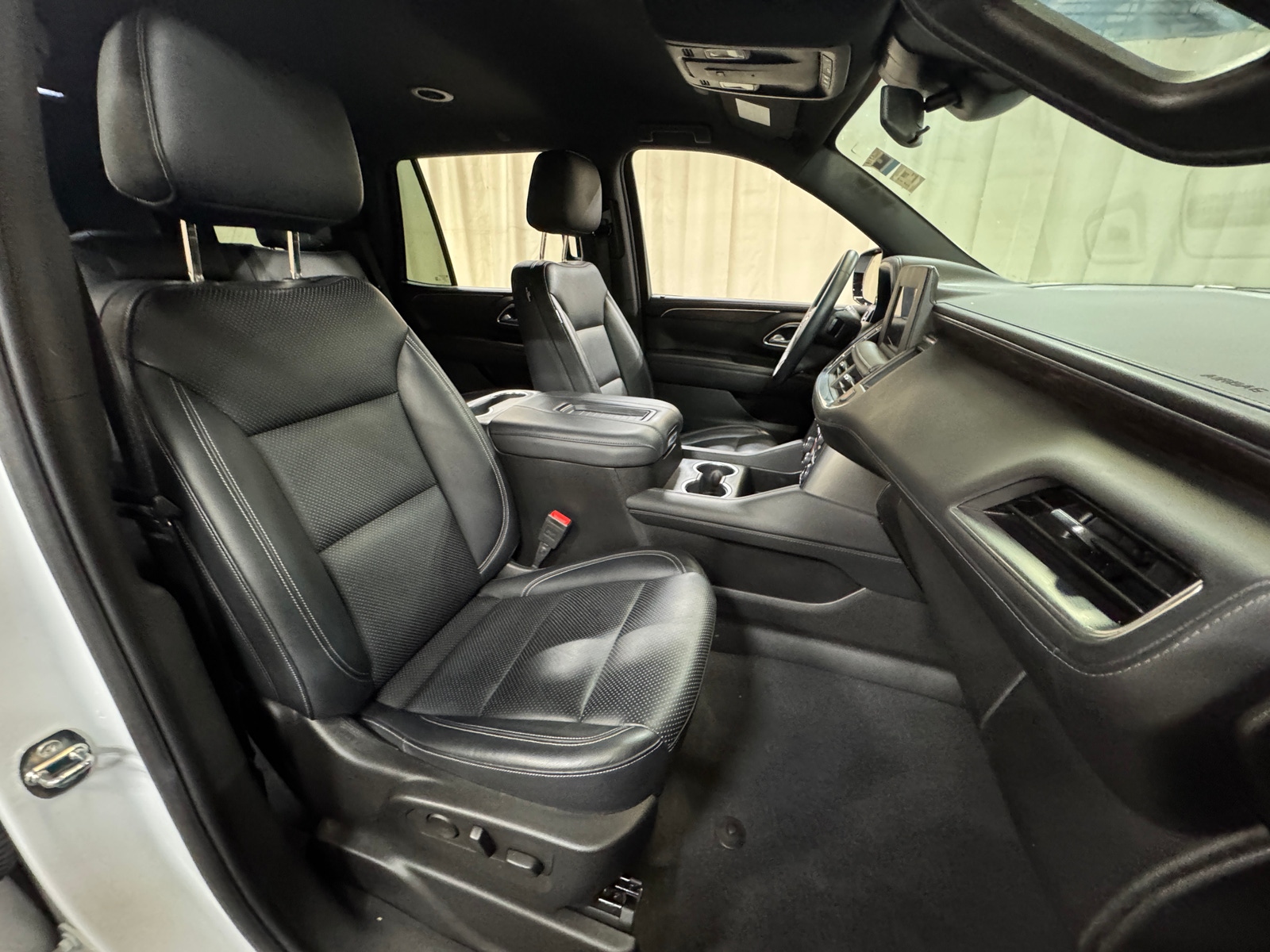 Thumbnail: 2024 Chevrolet Tahoe - 2