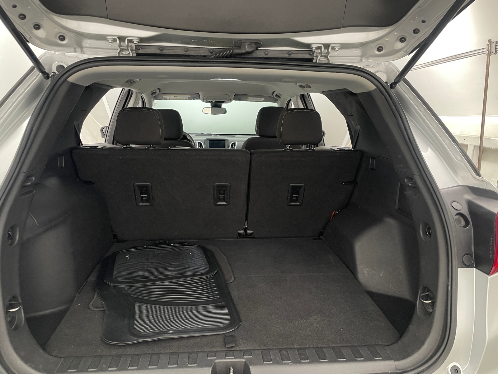 Thumbnail: 2021 Chevrolet Equinox - 7