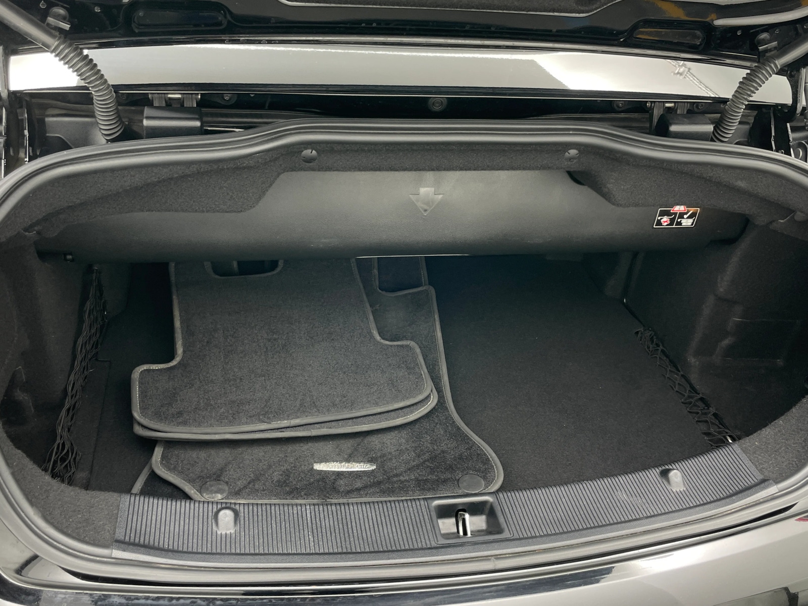 Thumbnail: 2017 Mercedes-Benz E-Class - 6