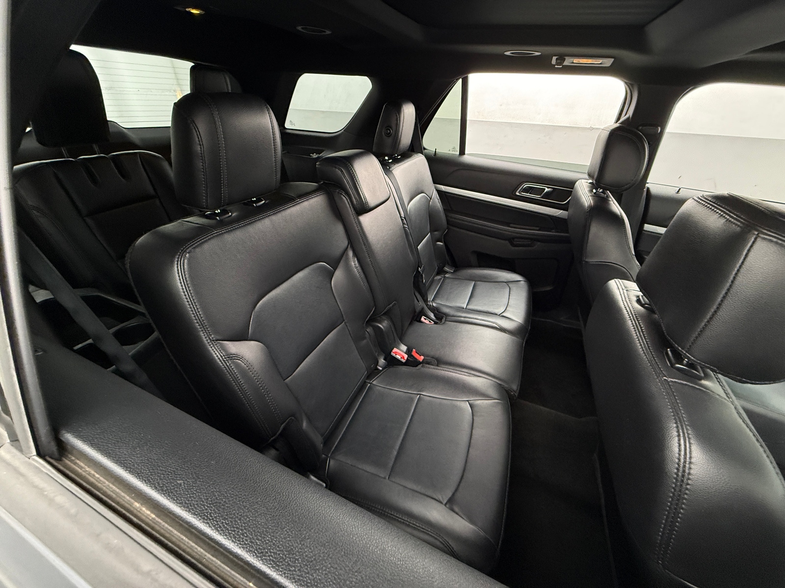 Thumbnail: 2017 Ford Explorer - 5