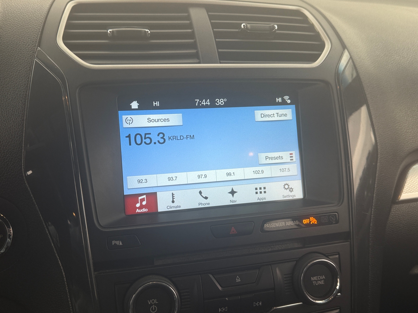 Thumbnail: 2017 Ford Explorer - 3