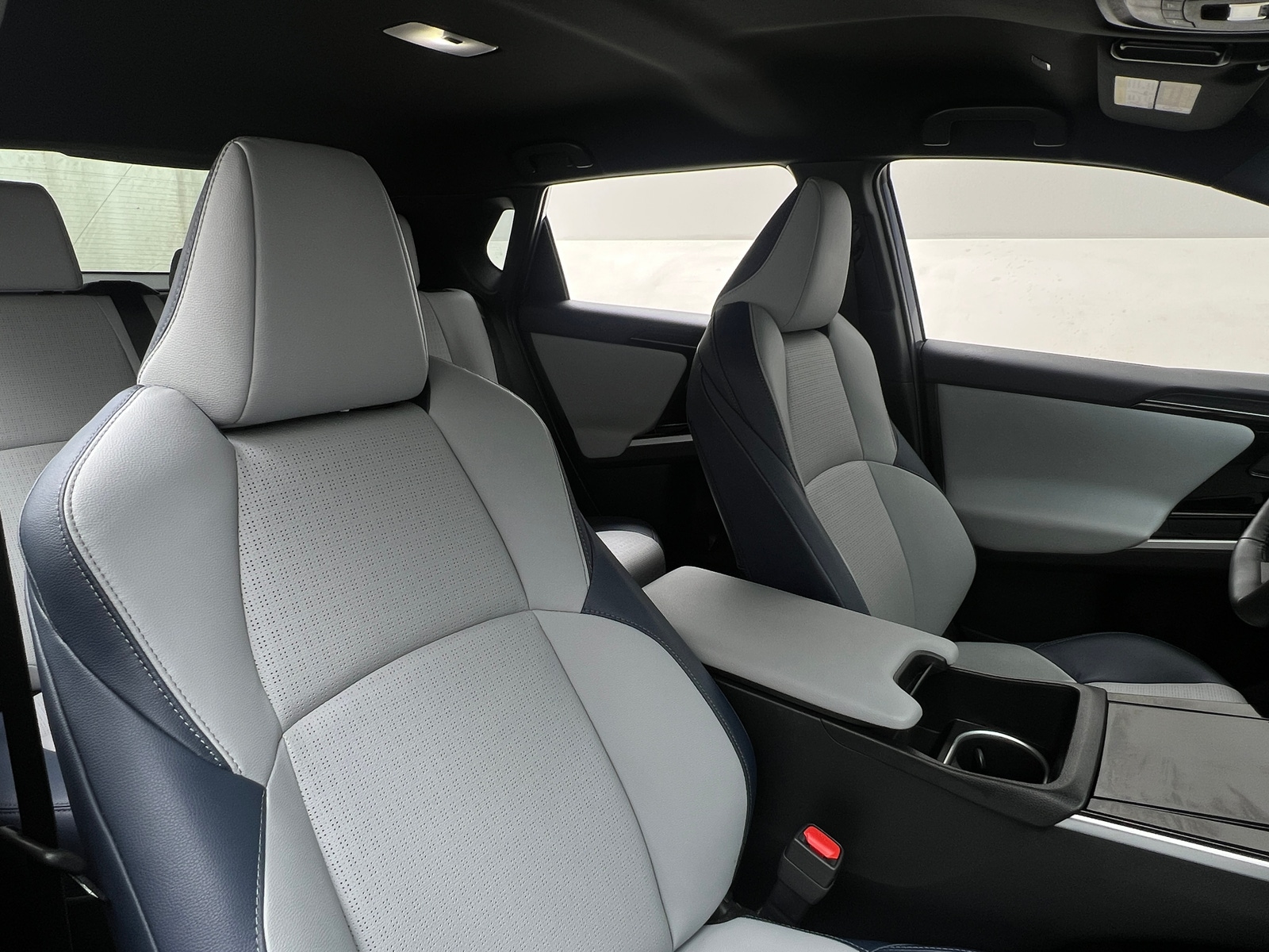 Thumbnail: 2024 Subaru Solterra - 2