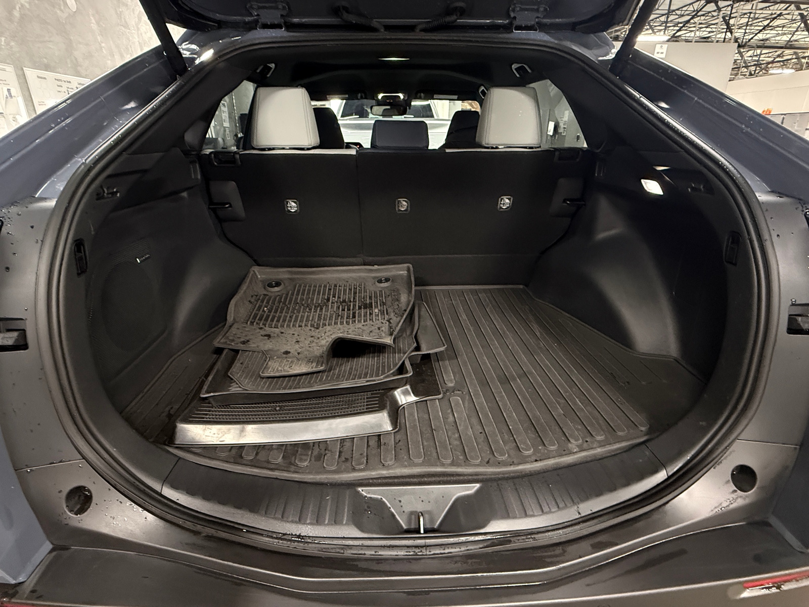 Thumbnail: 2024 Subaru Solterra - 7