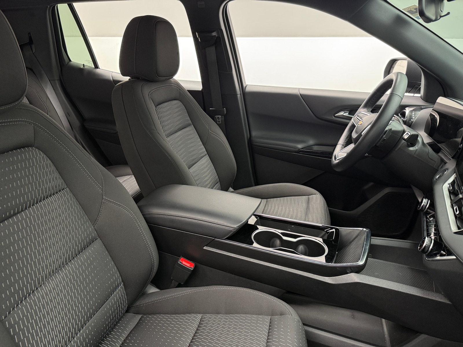 Thumbnail: 2025 Chevrolet Equinox - 2