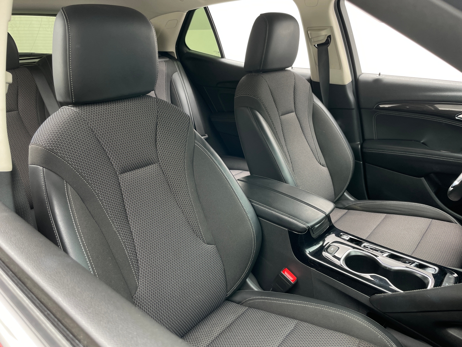 Thumbnail: 2023 Buick Envision - 2