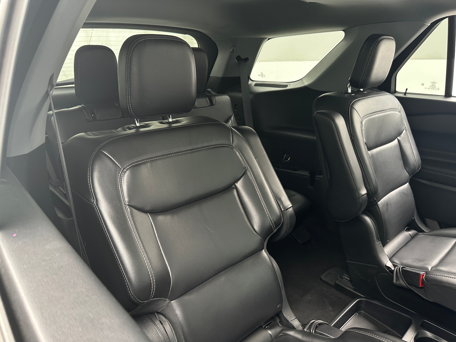 Thumbnail: 2021 Ford Explorer - 6