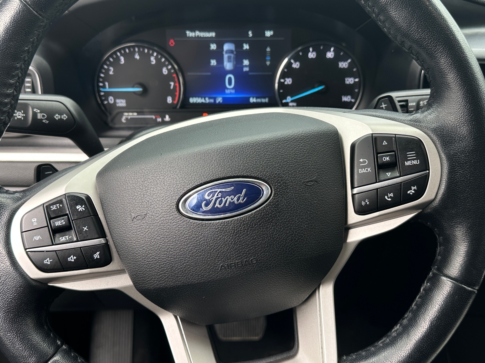 Thumbnail: 2021 Ford Explorer - 5