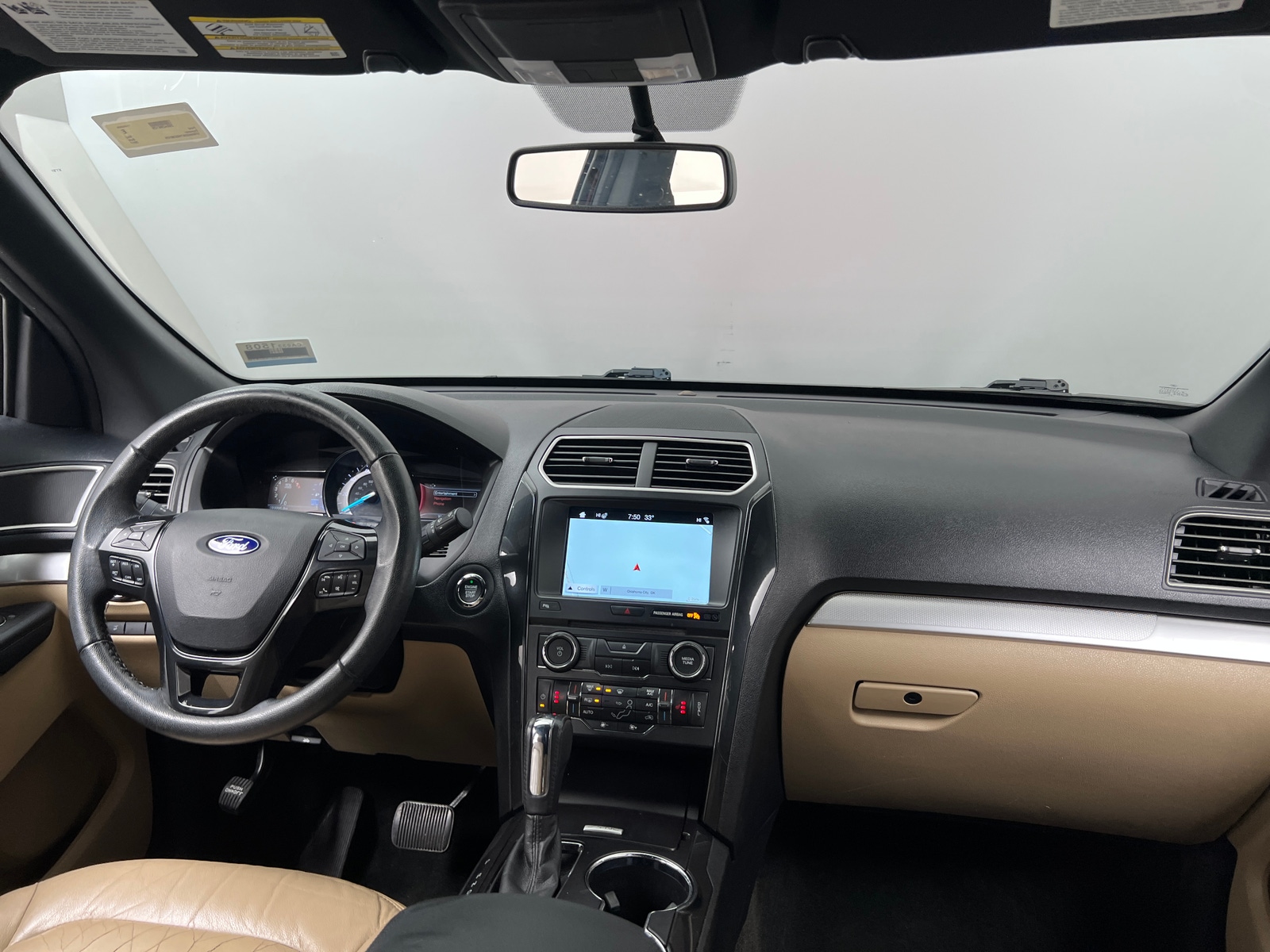 Thumbnail: 2017 Ford Explorer - 3