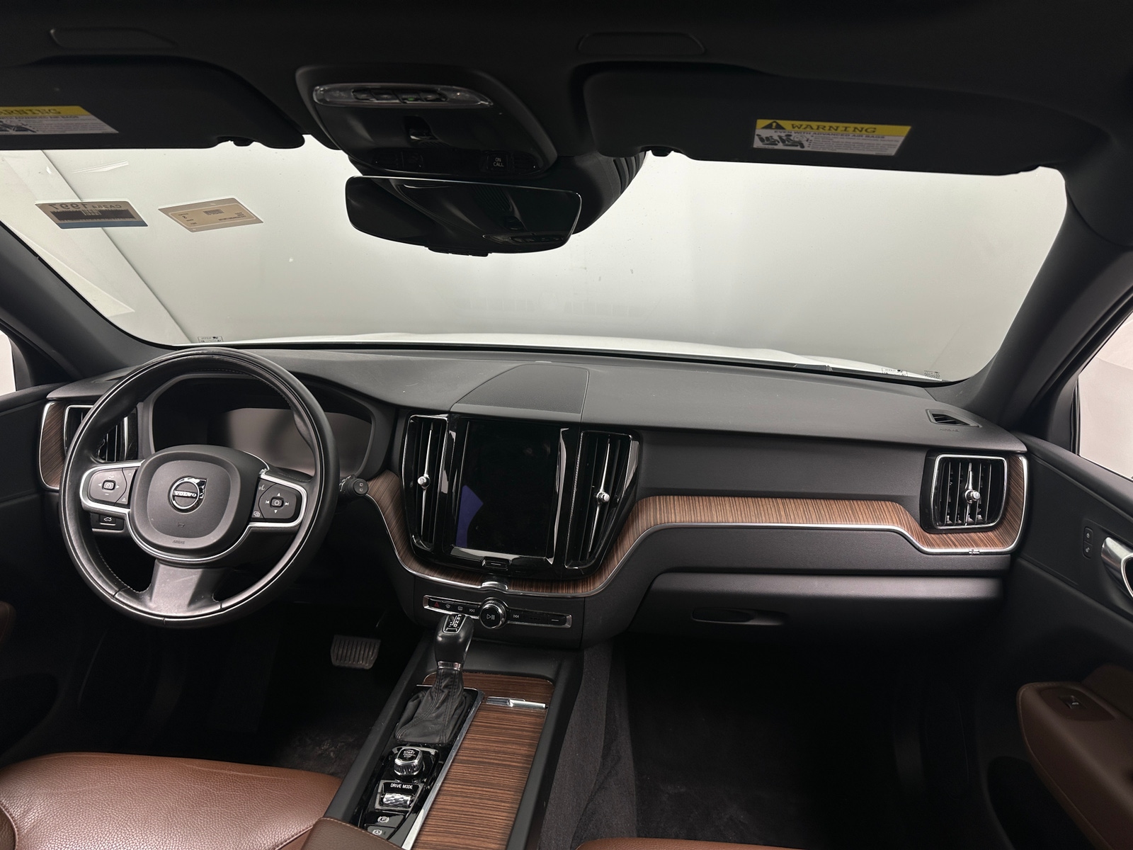 Thumbnail: 2021 Volvo XC60 - 2