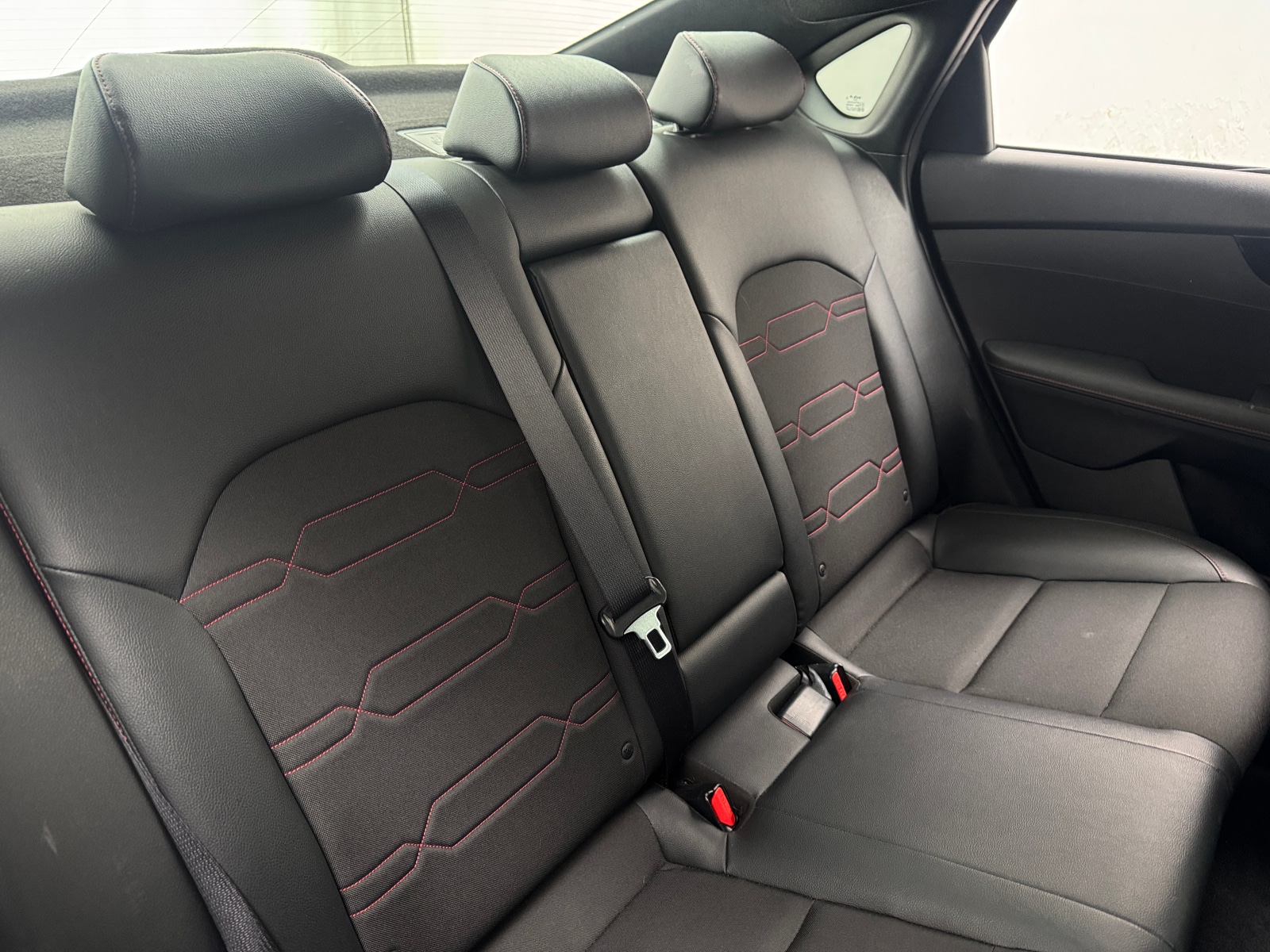 Thumbnail: 2022 Kia Forte - 6