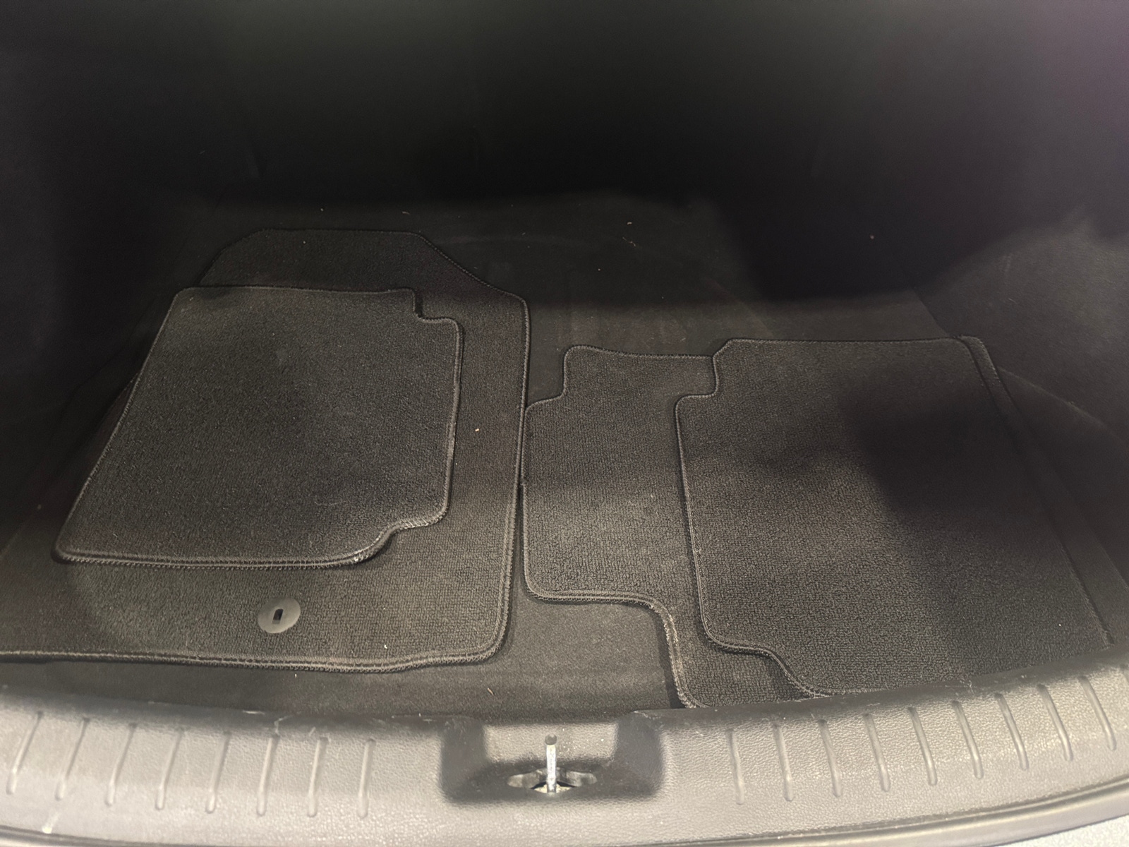 Thumbnail: 2022 Kia Forte - 7