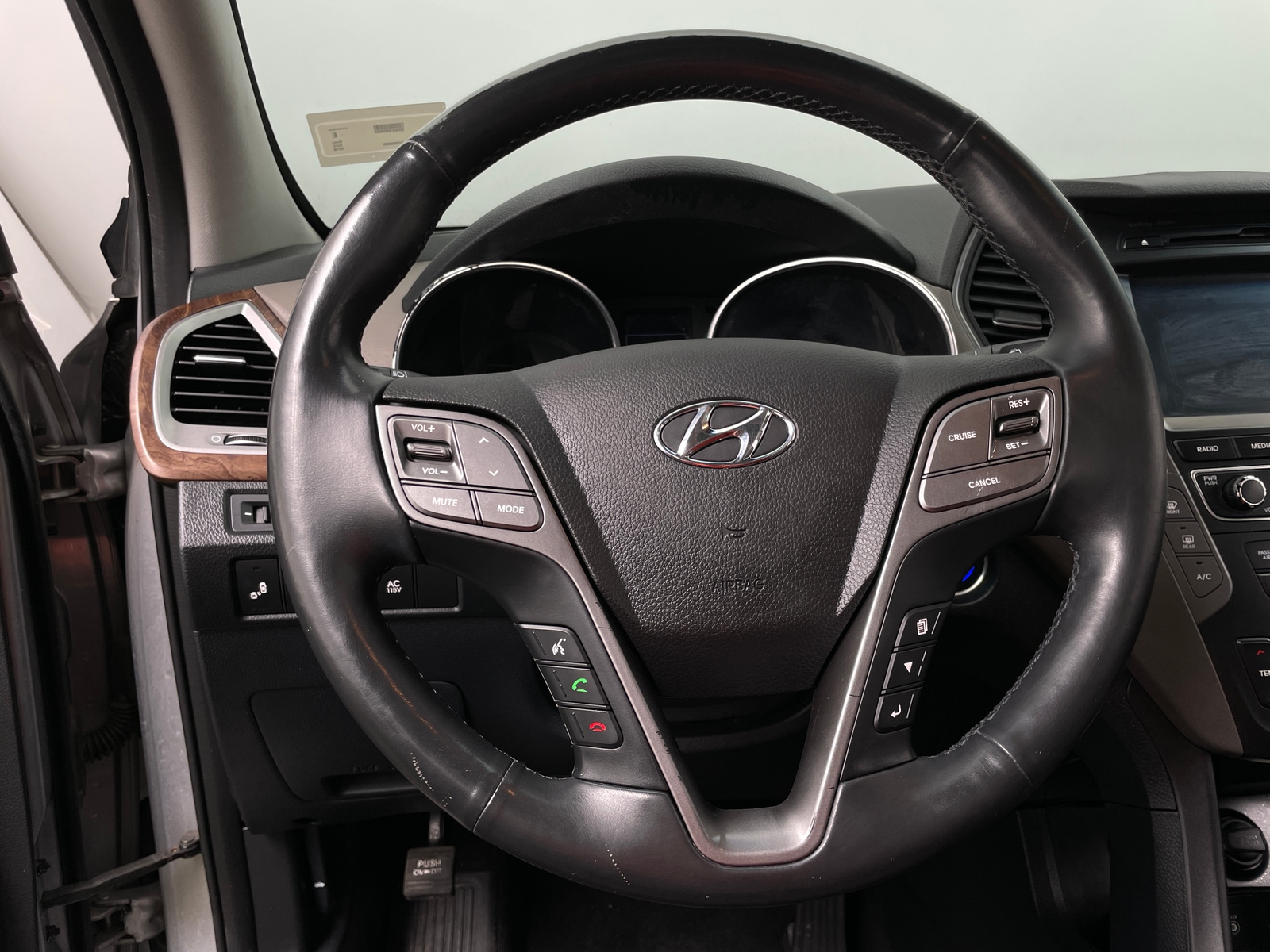 Thumbnail: 2018 Hyundai Santa Fe - 4