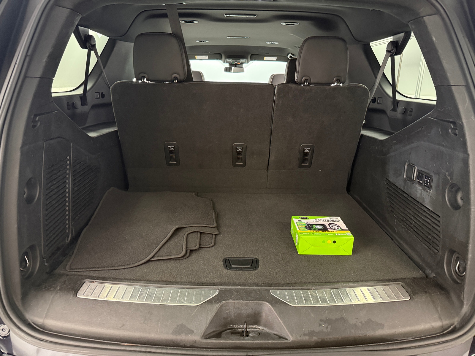 Thumbnail: 2023 Chevrolet Suburban - 6