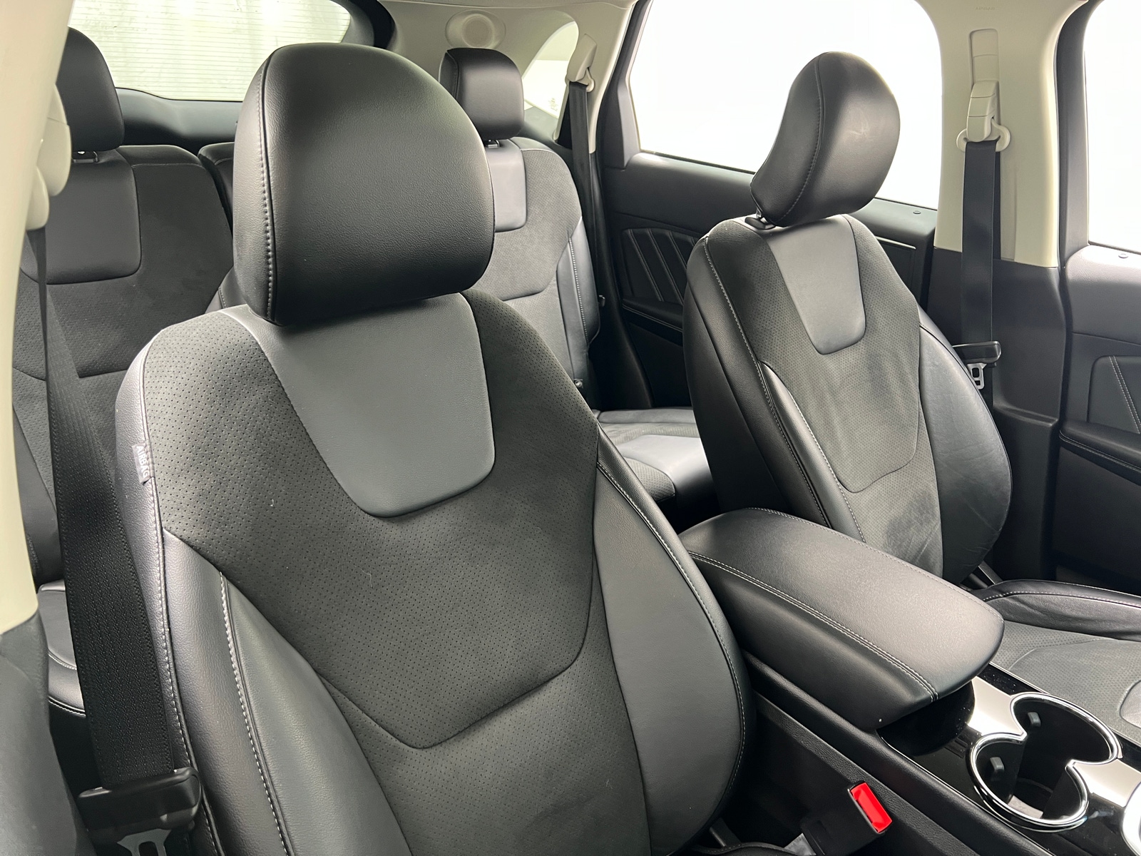 Thumbnail: 2018 Ford Edge - 2