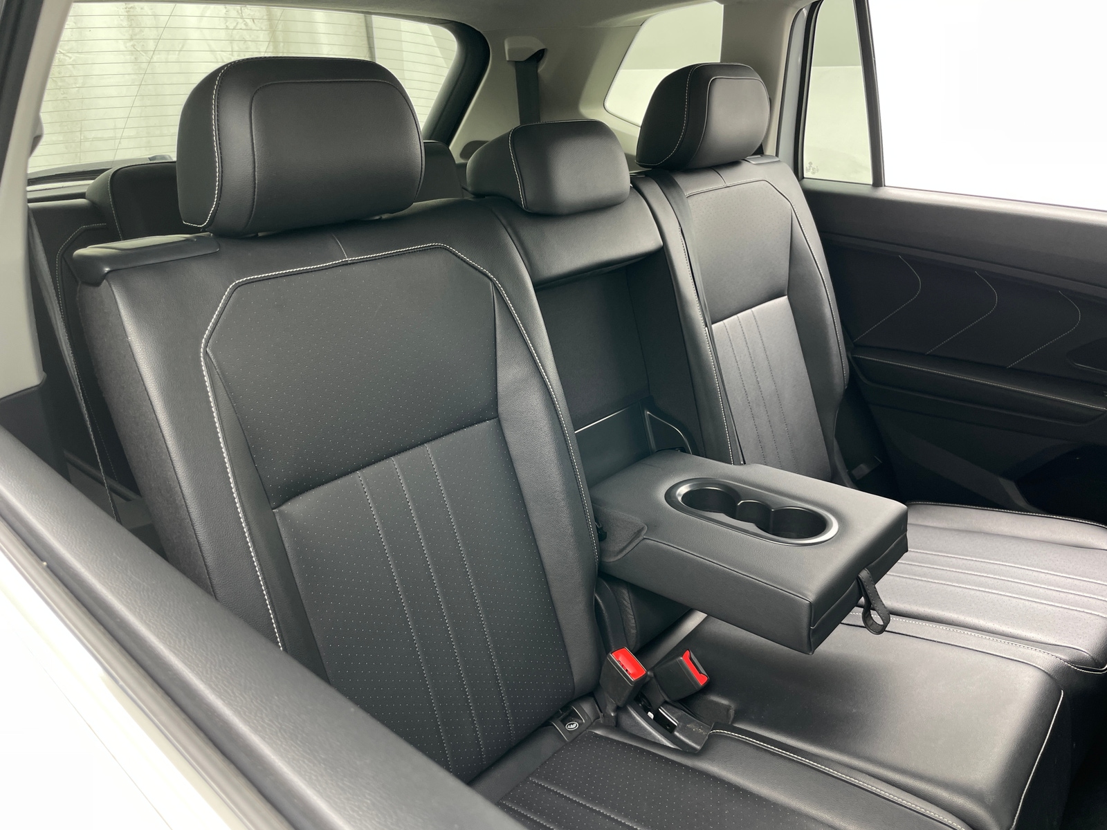 Thumbnail: 2024 Volkswagen Tiguan - 5