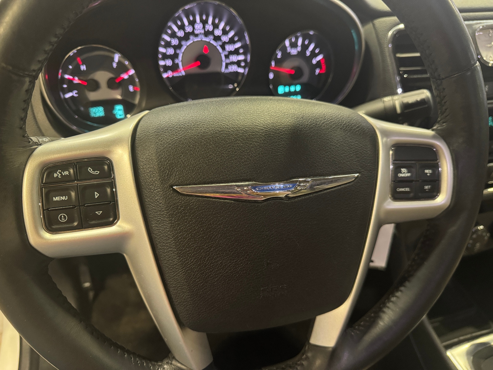 Thumbnail: 2012 Chrysler 200 - 5