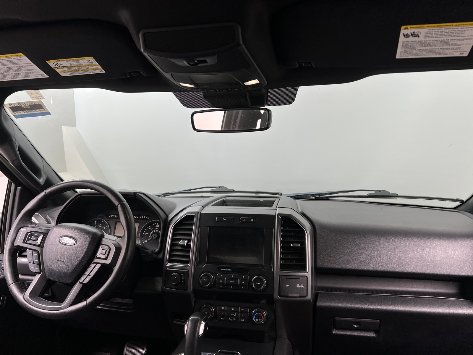 Thumbnail: 2019 Ford Econoline - 3