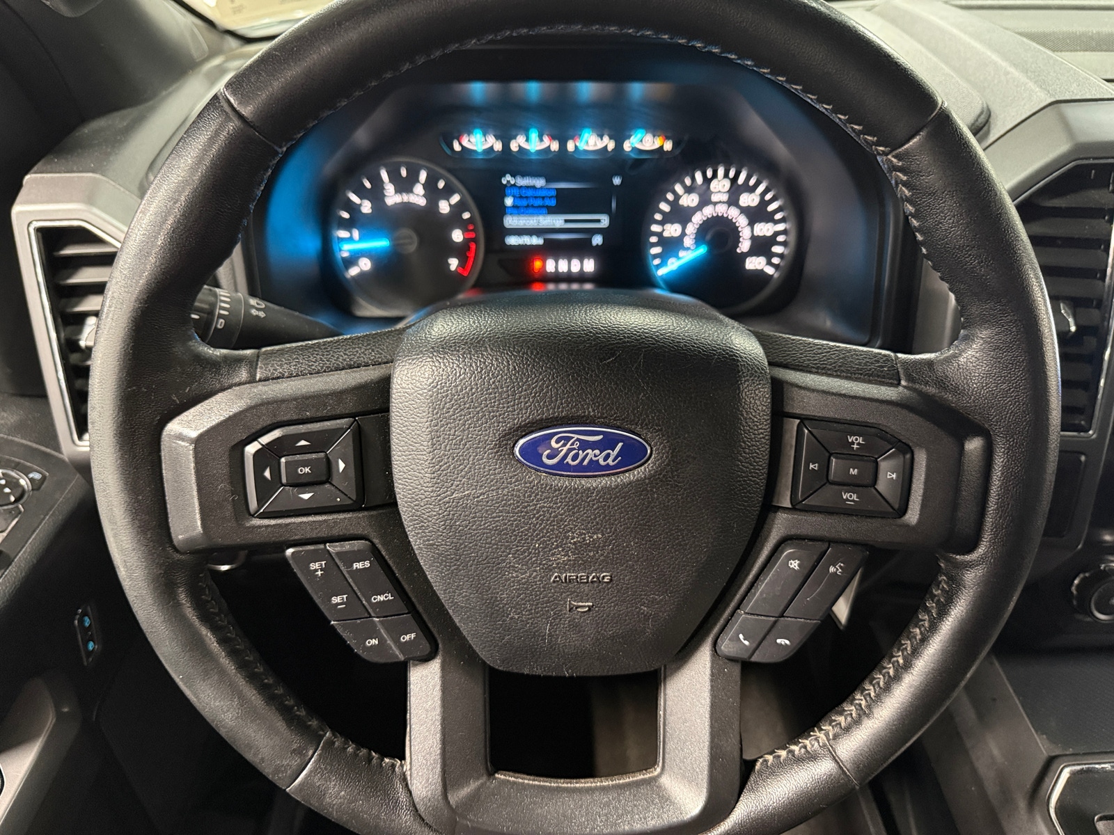 Thumbnail: 2019 Ford Econoline - 5