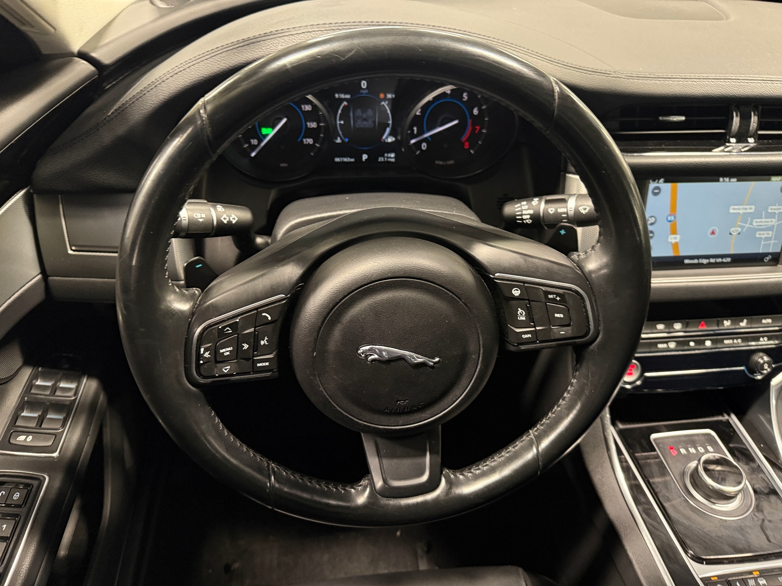 Thumbnail: 2017 Jaguar XF - 4