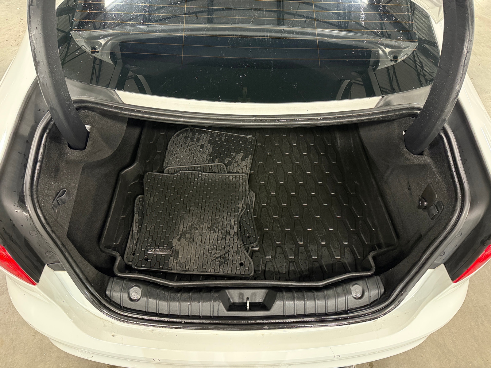 Thumbnail: 2017 Jaguar XF - 6