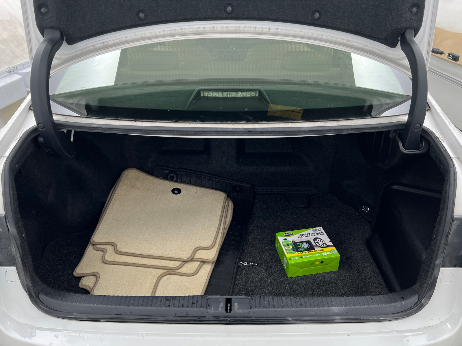 Thumbnail: 2014 Lexus ES - 6