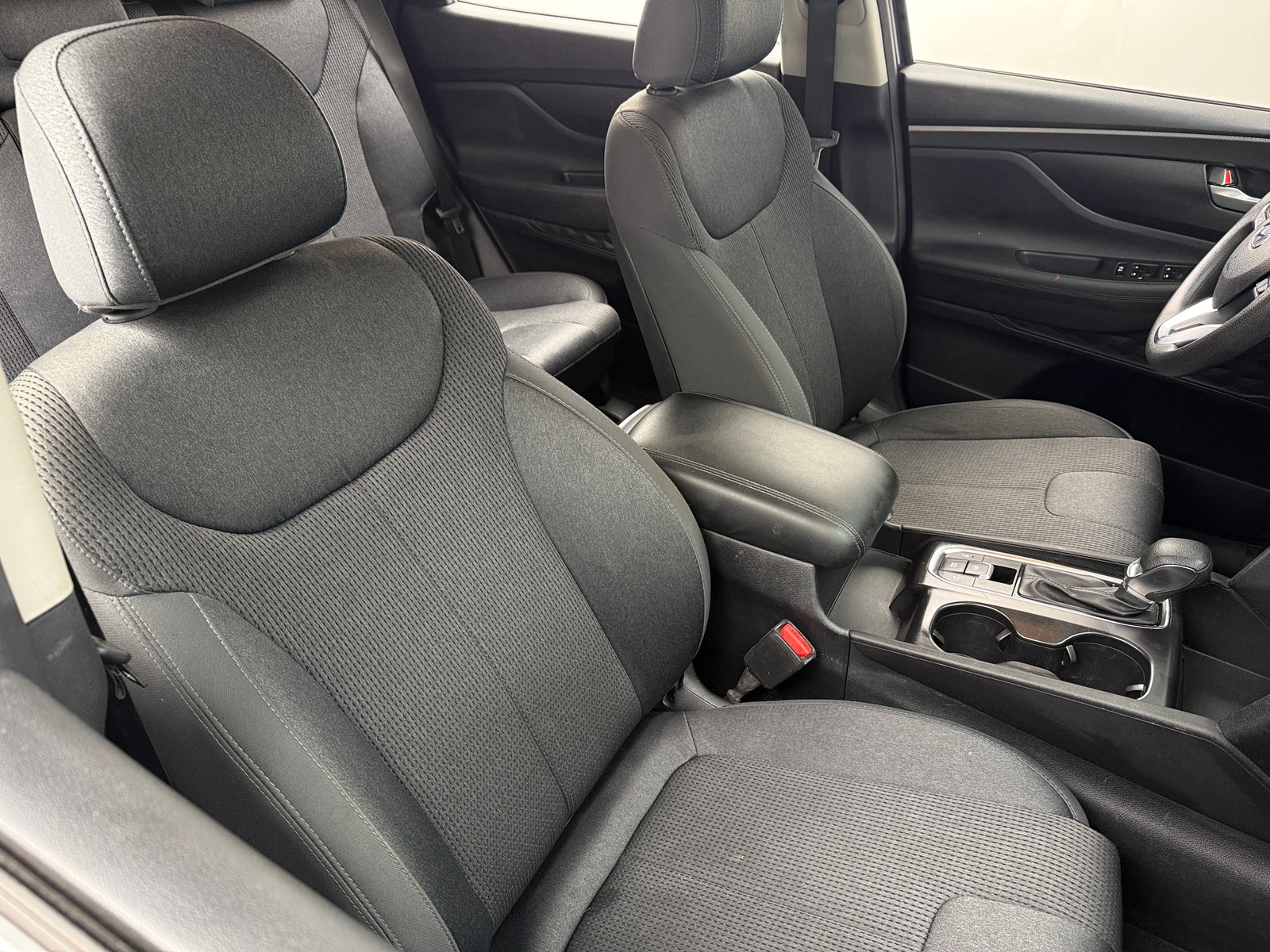 Thumbnail: 2019 Hyundai Santa Fe - 2