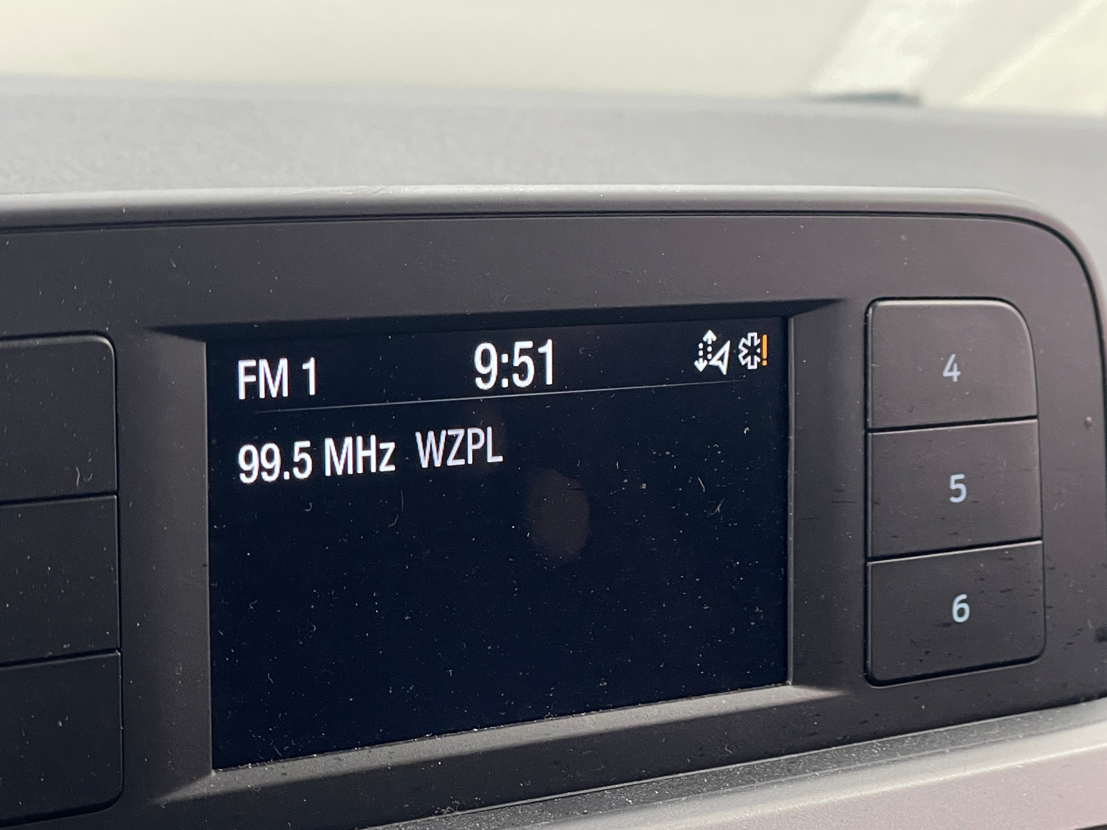 Thumbnail: 2020 Ford Escape - 4