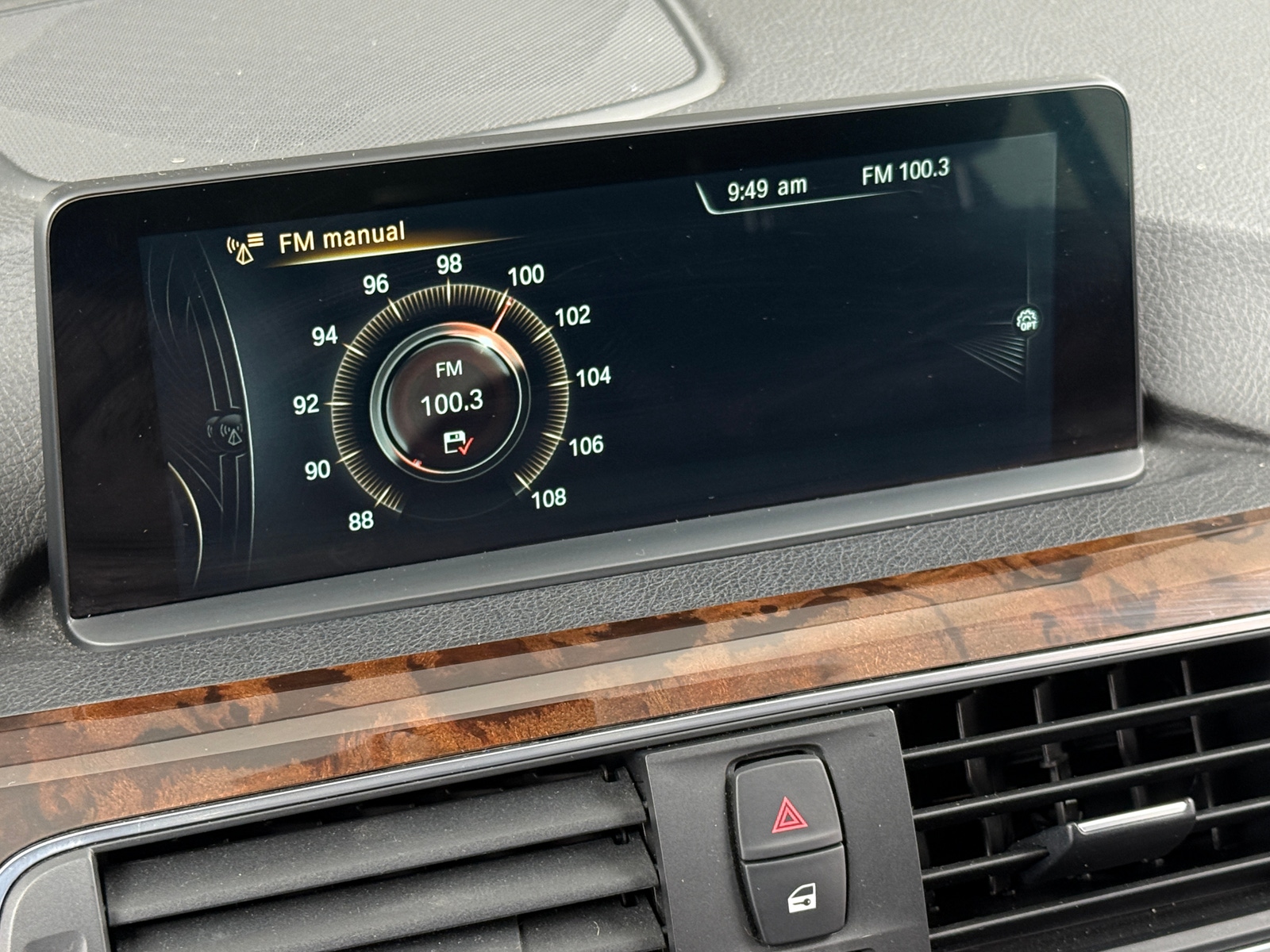 Thumbnail: 2016 BMW 3 Series - 3