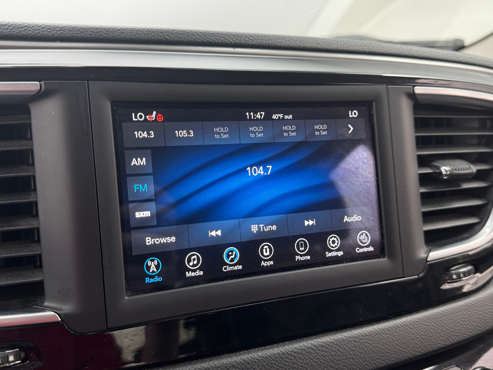 Thumbnail: 2020 Chrysler Pacifica - 3