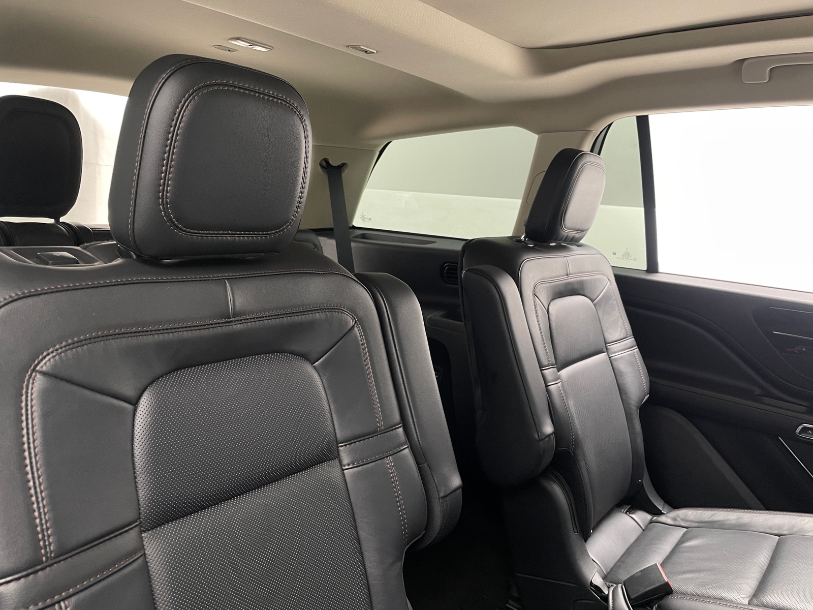 Thumbnail: 2024 Lincoln Aviator - 5