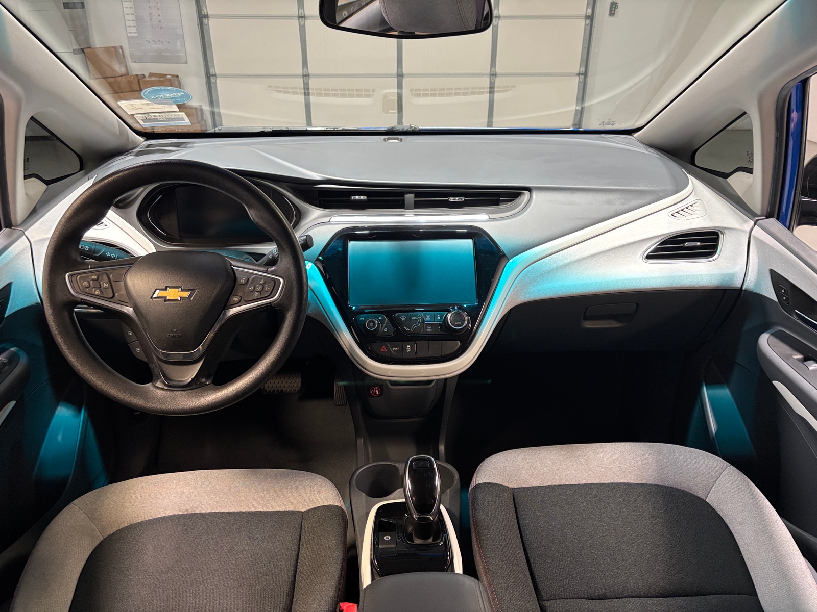 Thumbnail: 2017 Chevrolet Bolt EV - 3