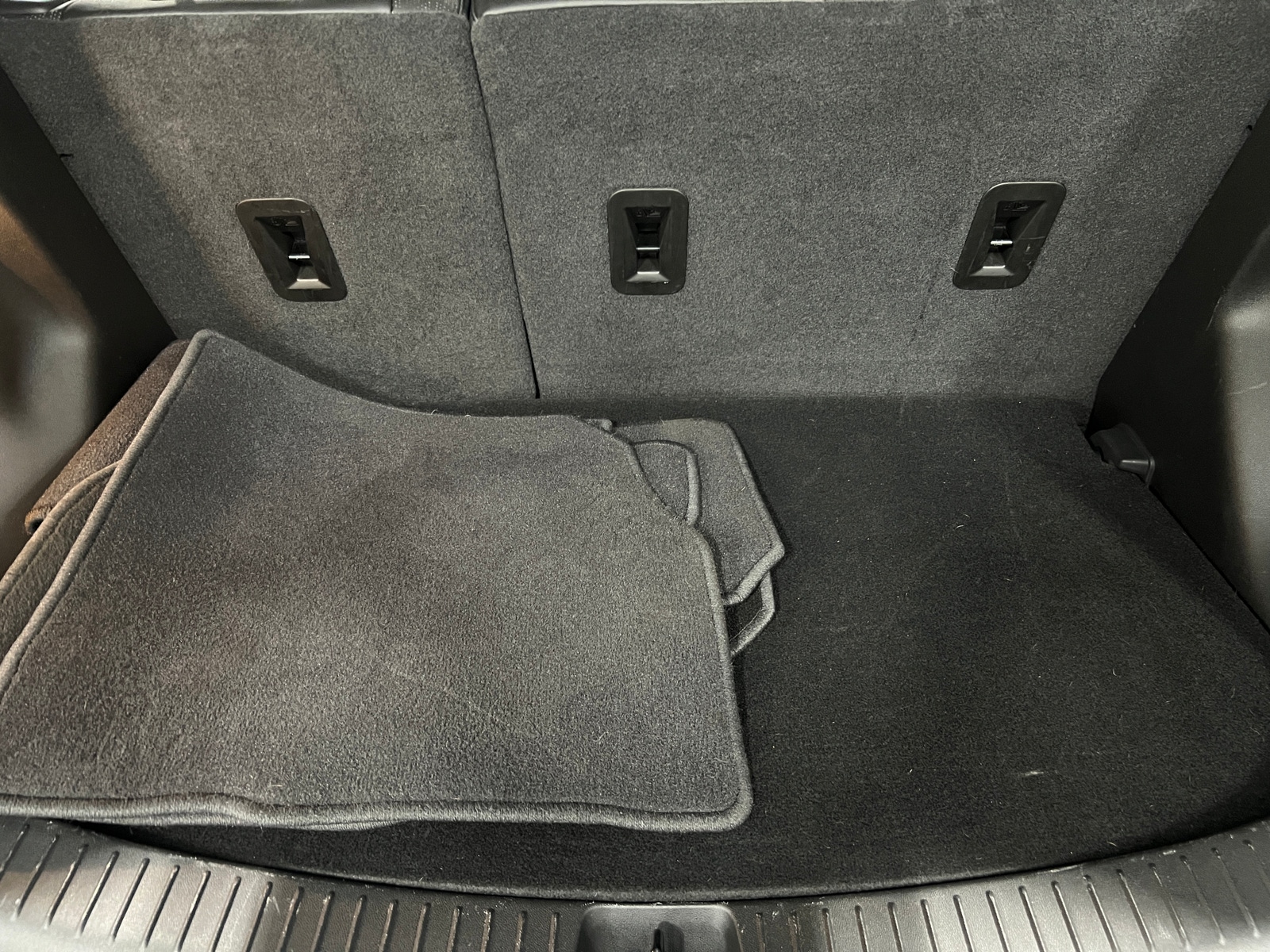 Thumbnail: 2022 Chevrolet Bolt EV - 6