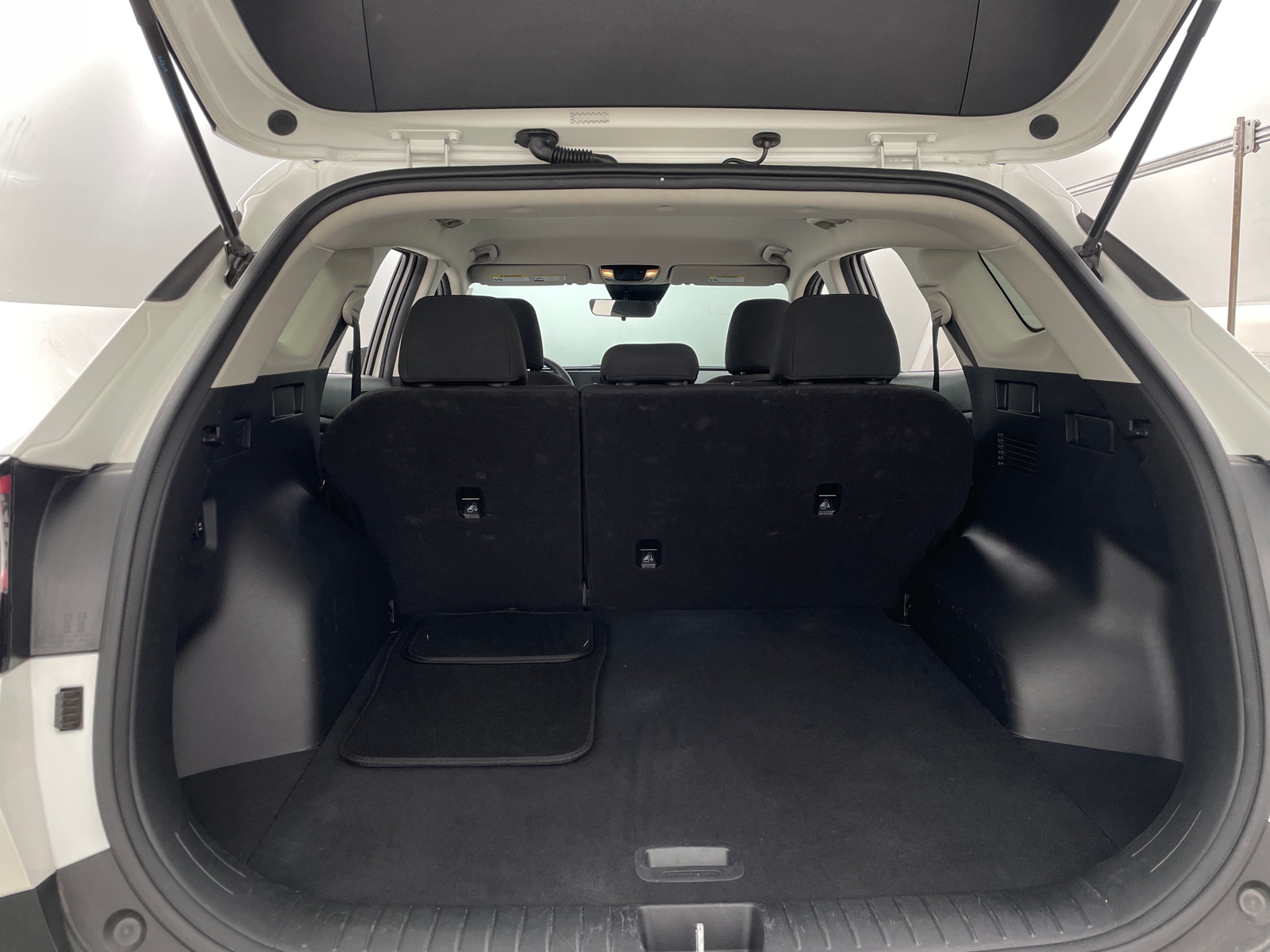 Thumbnail: 2024 Kia Sportage - 7