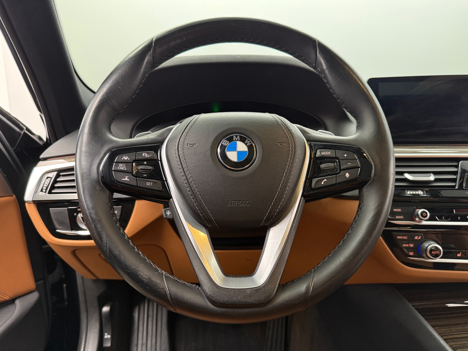 Thumbnail: 2019 BMW 5 Series - 4