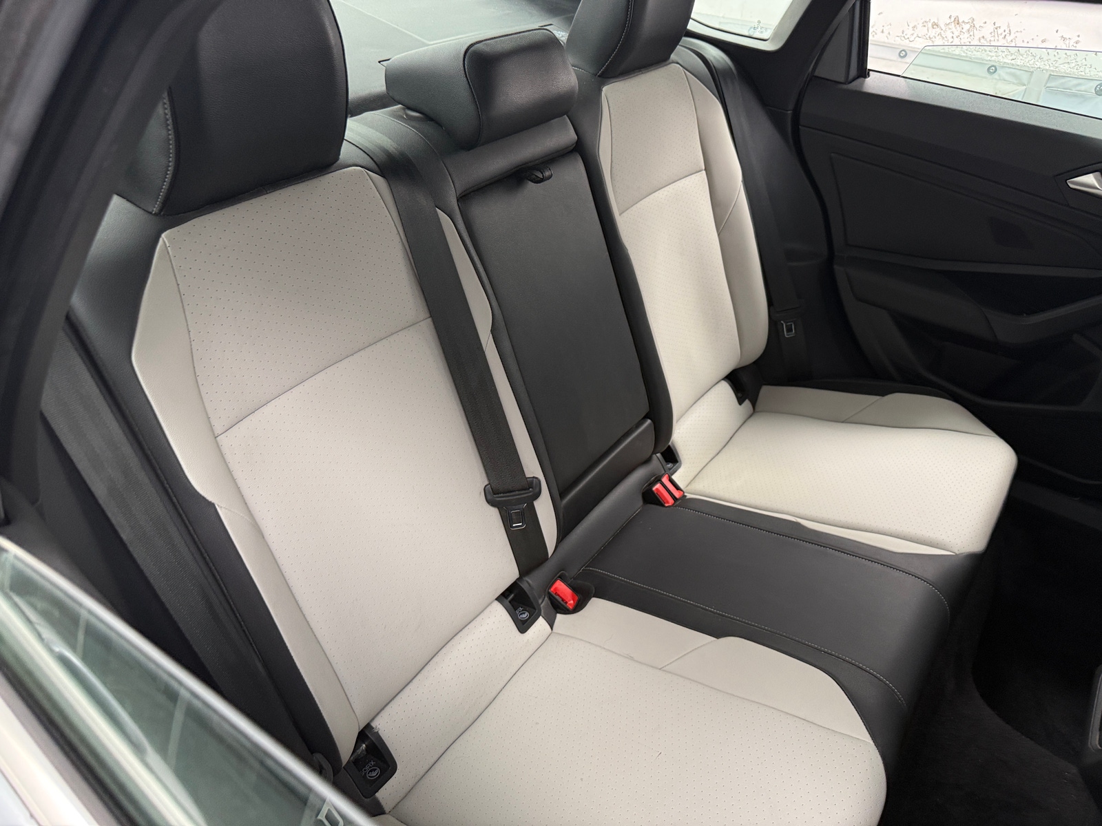 Thumbnail: 2021 Volkswagen Jetta - 5