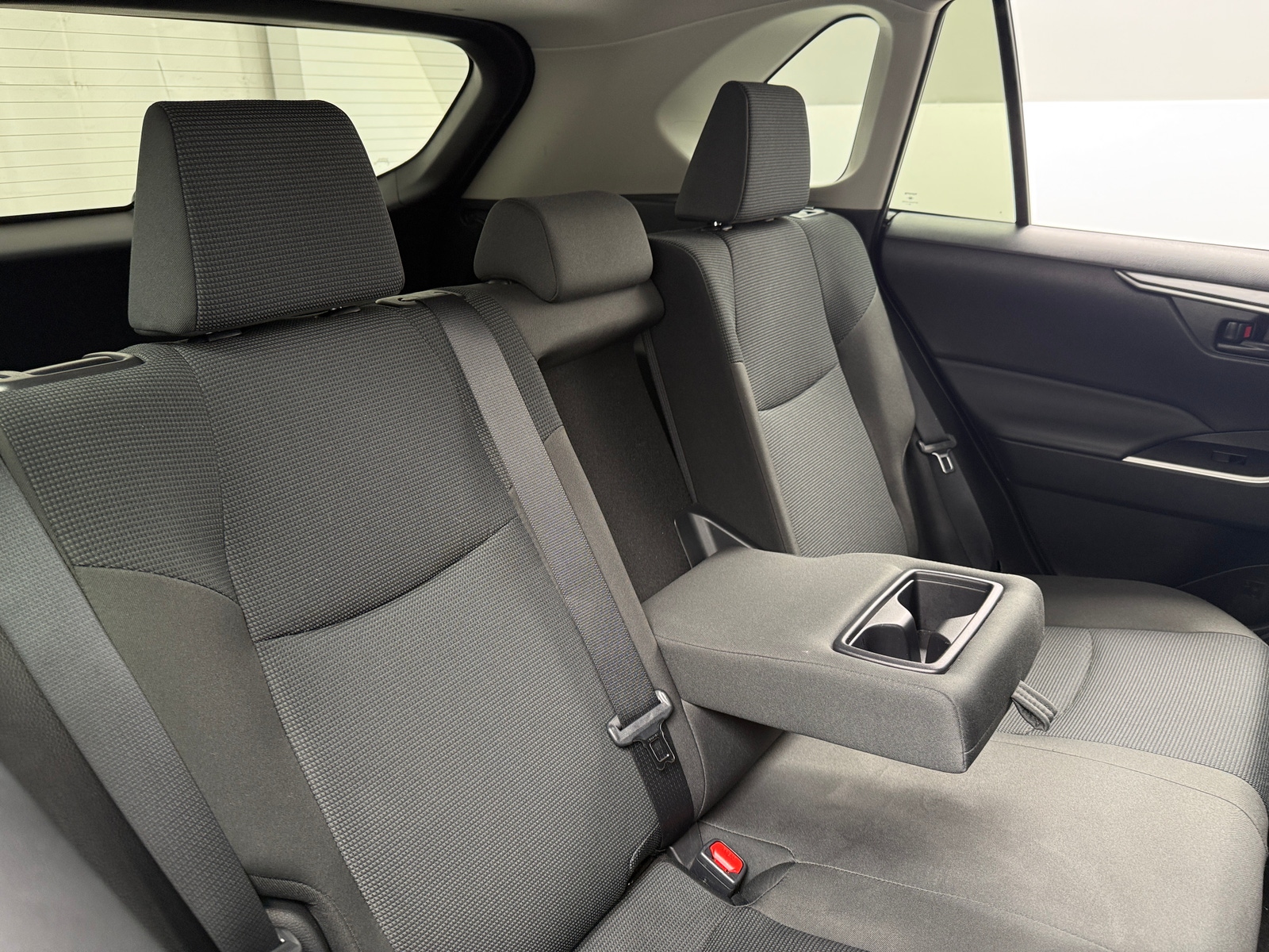 Thumbnail: 2025 Toyota RAV4 - 6