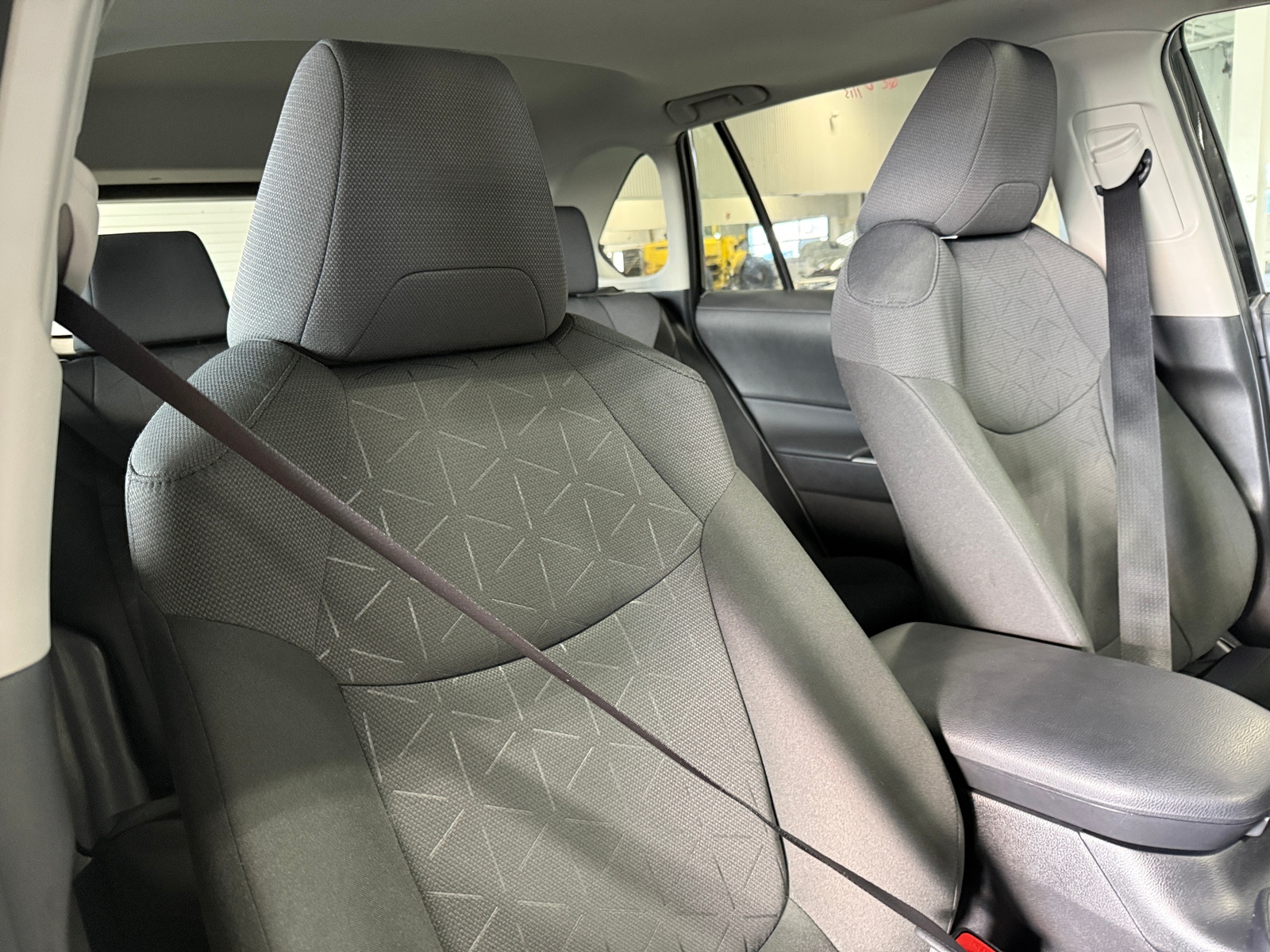 Thumbnail: 2025 Toyota RAV4 - 2