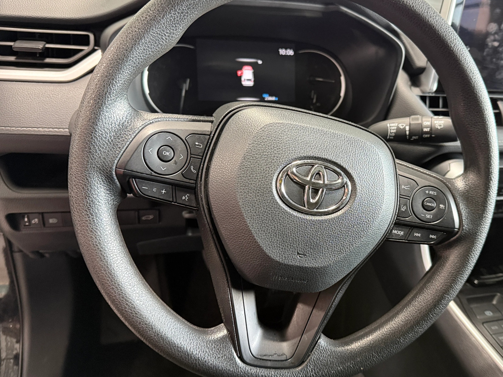 Thumbnail: 2025 Toyota RAV4 - 5