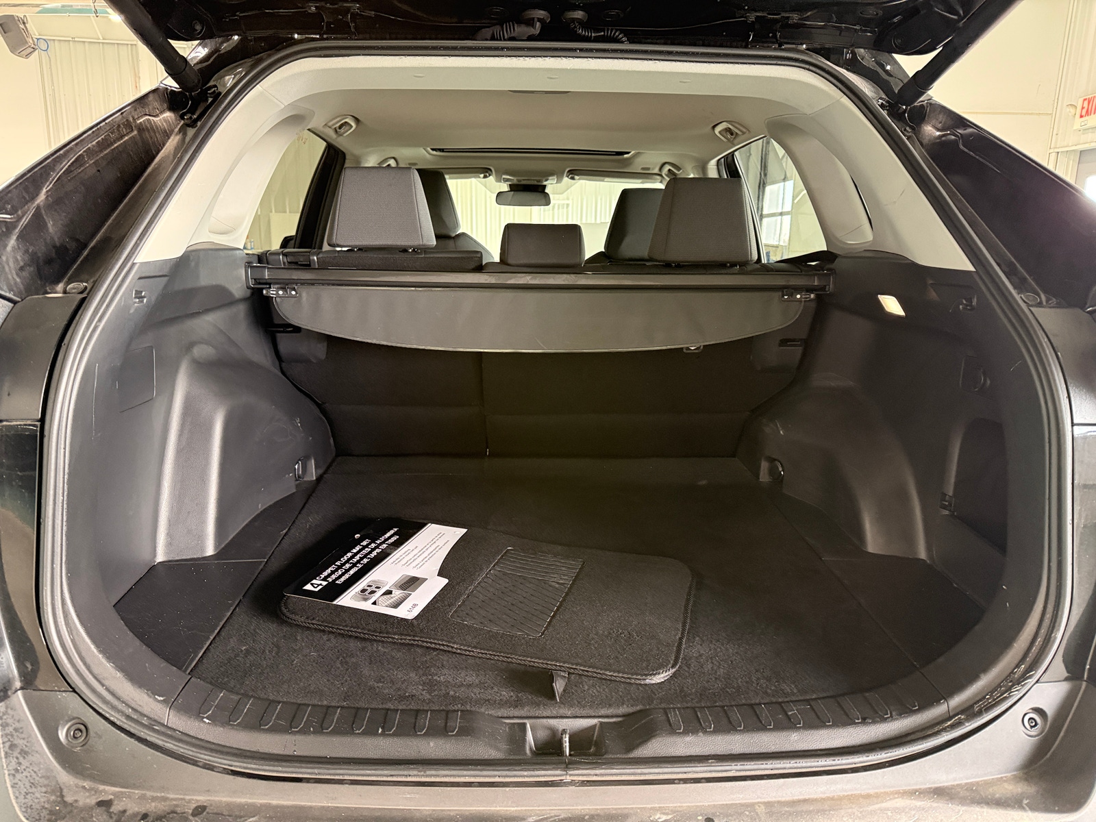 Thumbnail: 2025 Toyota RAV4 - 7