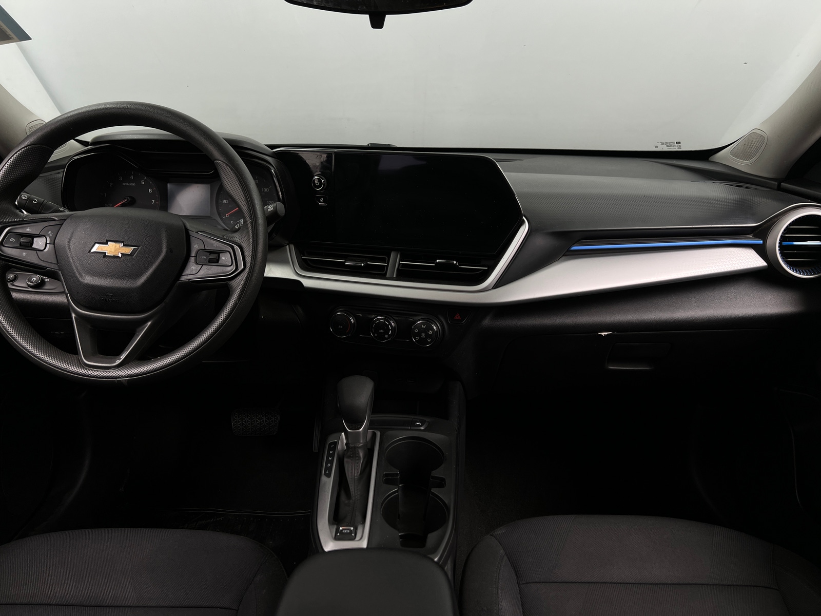 Thumbnail: 2025 Chevrolet Trax - 3