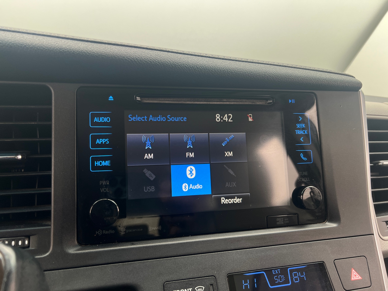 Thumbnail: 2017 Toyota Sienna - 3