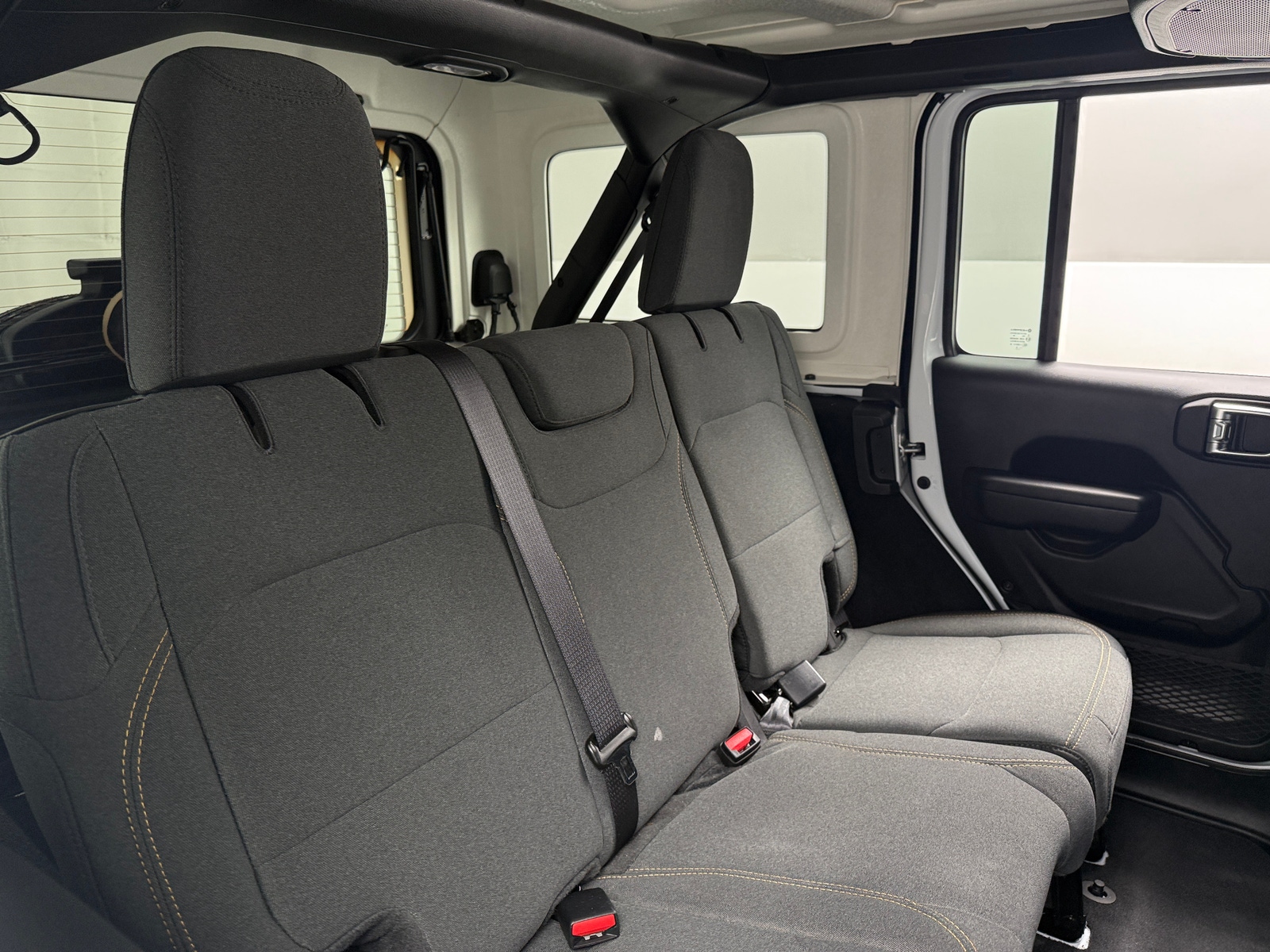 Thumbnail: 2025 Jeep Wrangler - 6