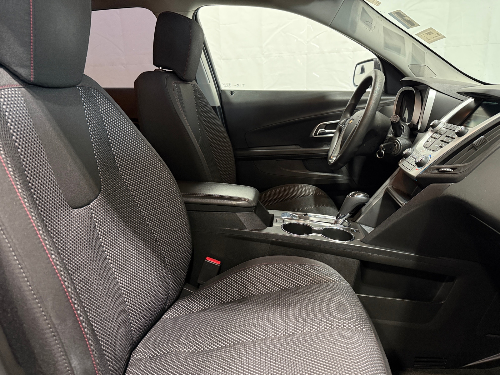 Thumbnail: 2017 Chevrolet Equinox - 2