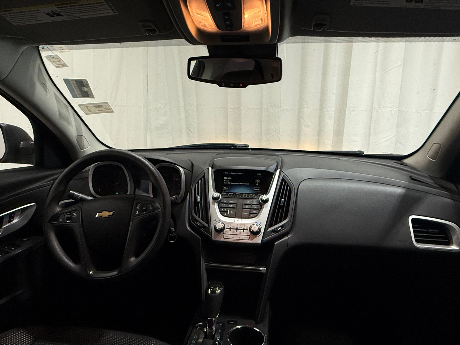 Thumbnail: 2017 Chevrolet Equinox - 3