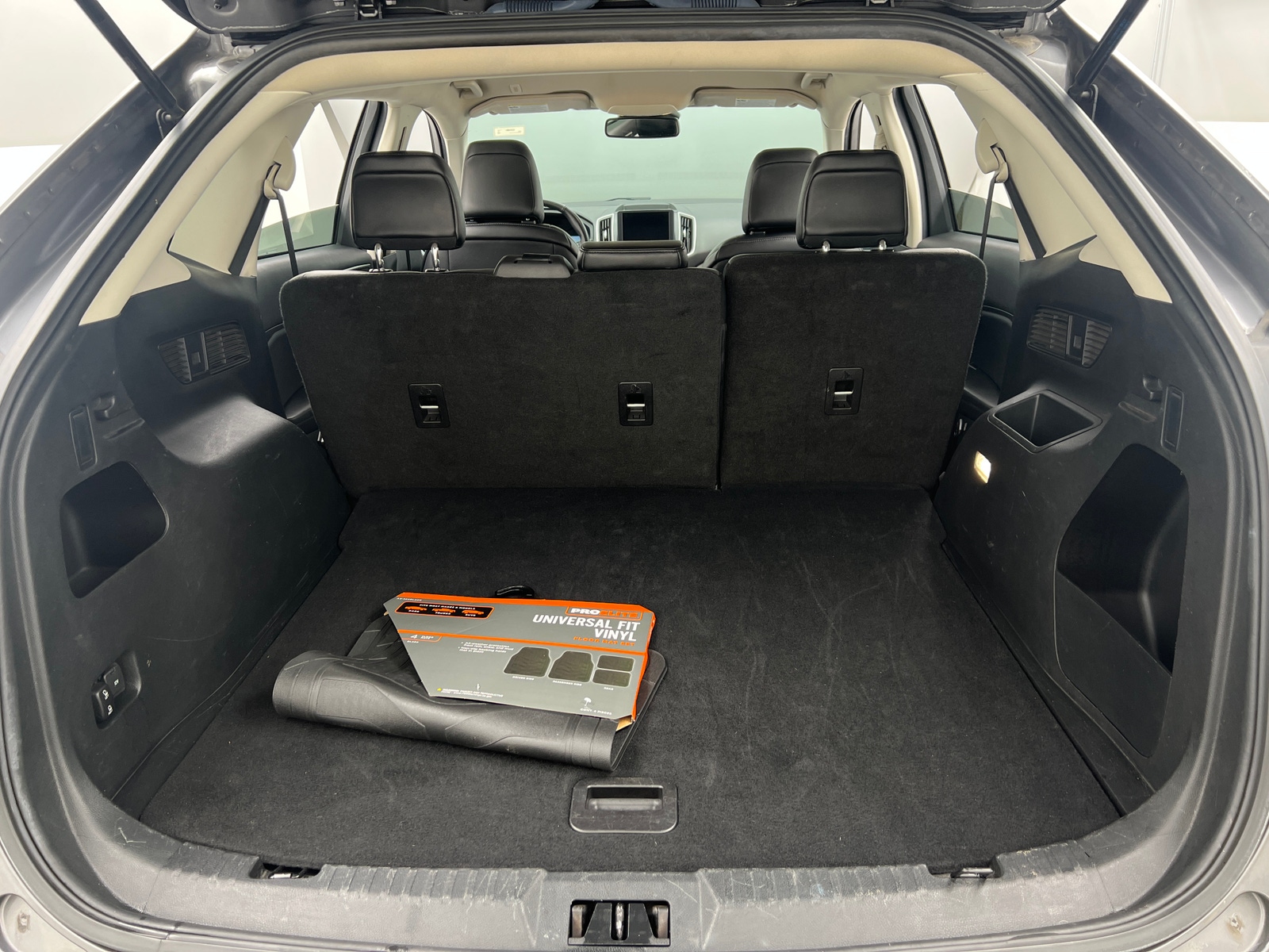 Thumbnail: 2023 Ford Edge - 6