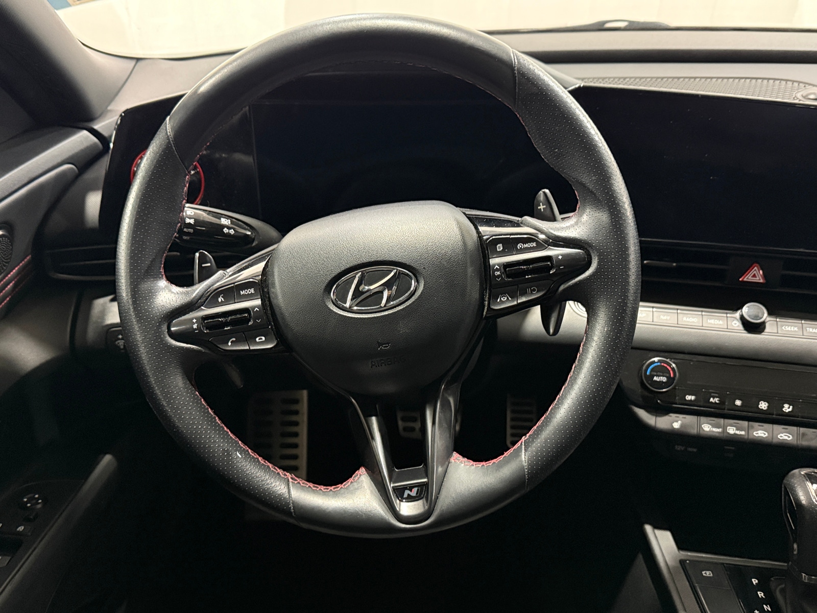 Thumbnail: 2023 Hyundai Elantra - 5