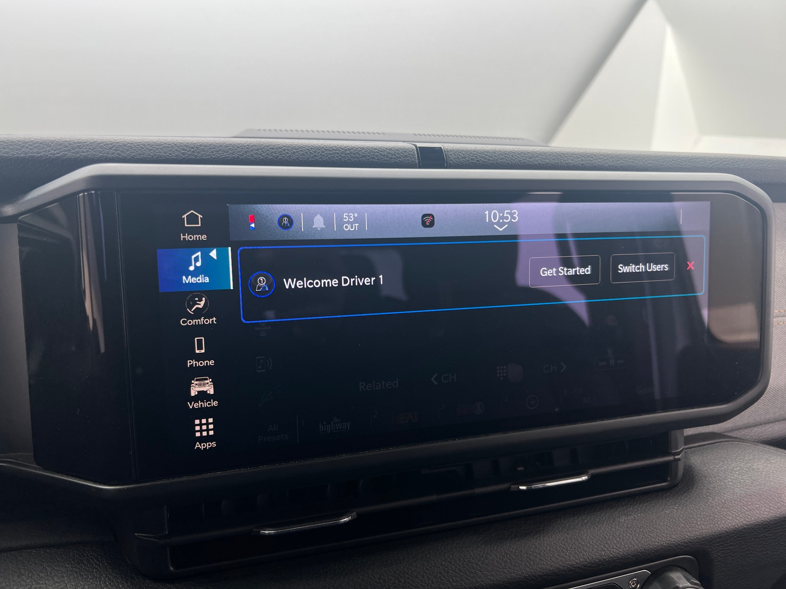 Thumbnail: 2025 Jeep Gladiator - 4