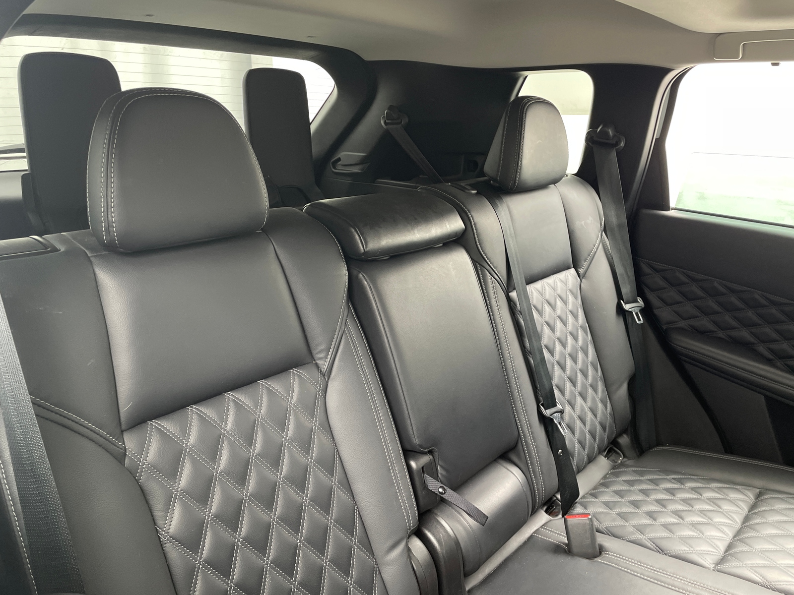 Thumbnail: 2023 Mitsubishi Outlander - 5