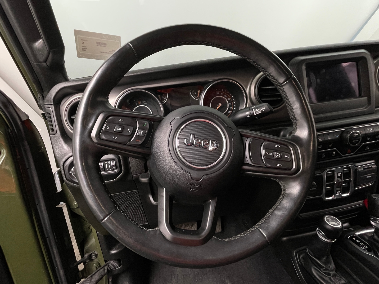 Thumbnail: 2022 Jeep Gladiator - 5